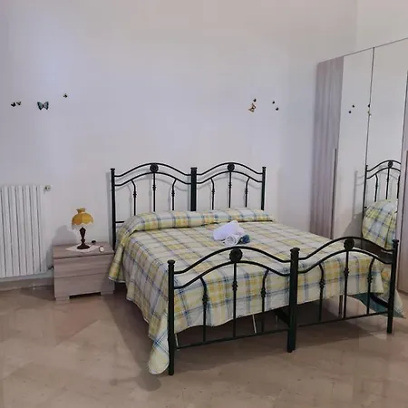Delle Rose Alojamento de Acomodação e Pequeno-almoço Galatina